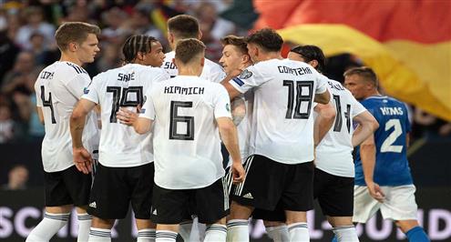 الألماني بيرهوف يقترح إقامة دوري أمم أوروبا في دولة واحدة